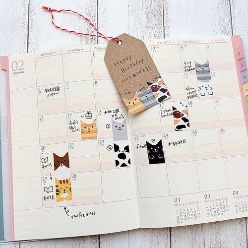 Kutsuwa Ribbon bon Tape: W1.5cm Cat With 2-Way Cutter: Cat-Shaped & Straight Edge Masking Tape 