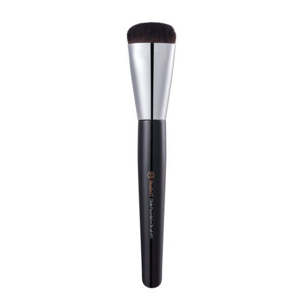 Glide foundation brush