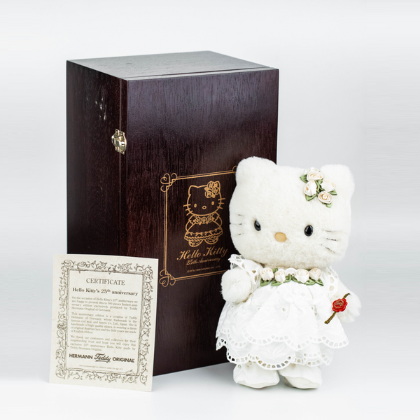 [Pre-Owned] Hello Kitty 25 Anniversary Wooden Box