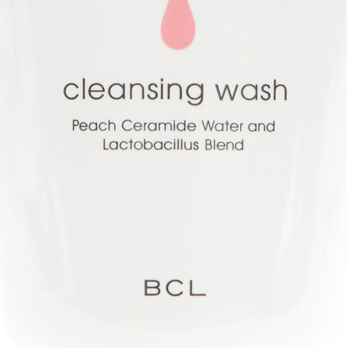 Momopuri Peach Ceramide Foaming Cleansing Wash 150g