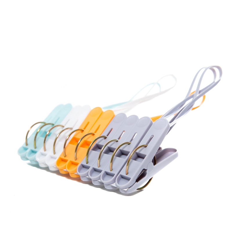 Plastic Clothespins with String  (5pcs)