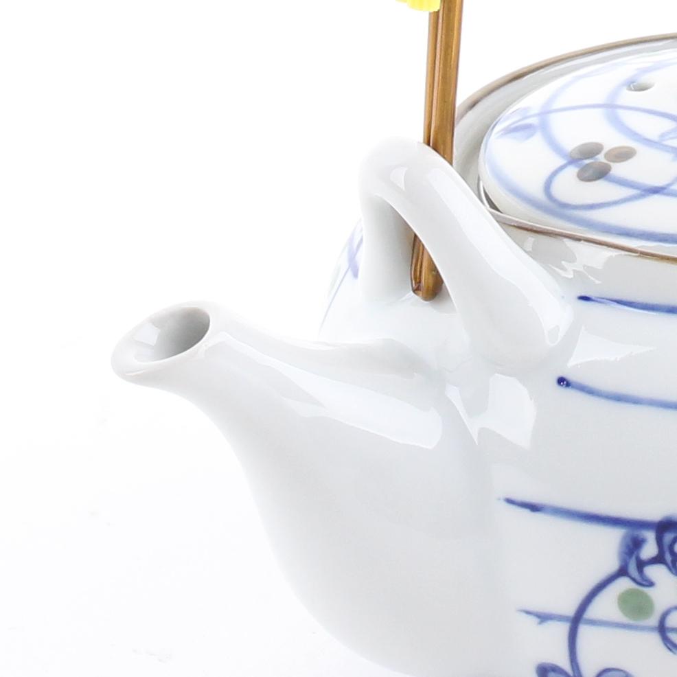 Foliage Ceramic Tea Pot